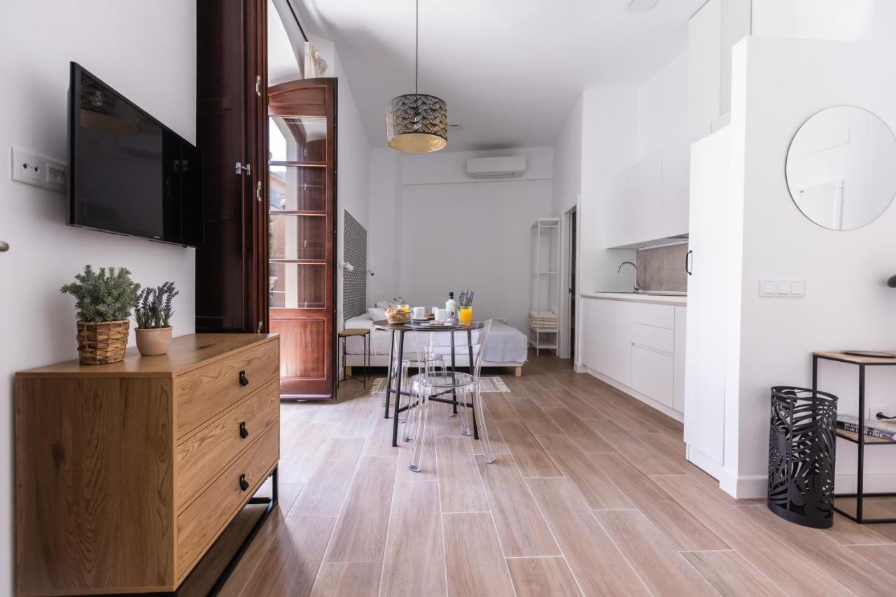 Apartamento-Loft Especeria Black Málaga Dış mekan fotoğraf