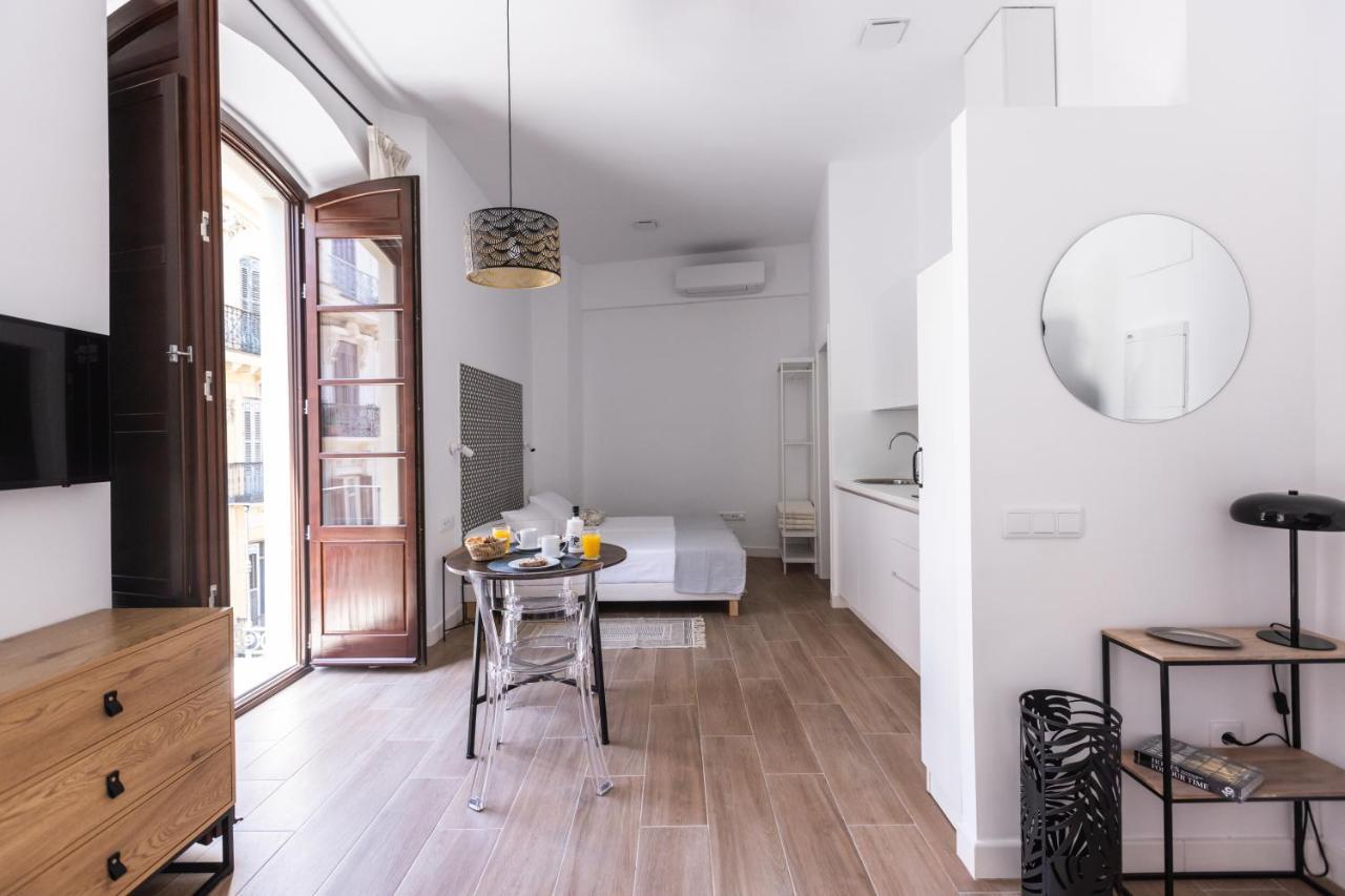 Apartamento-Loft Especeria Black Málaga Dış mekan fotoğraf